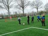 Paas-plezier op sportpark Het Springer voor S.K.N.W.K. JO7-1 en JO9-1 van zaterdag 8 april 2023 (82/240)